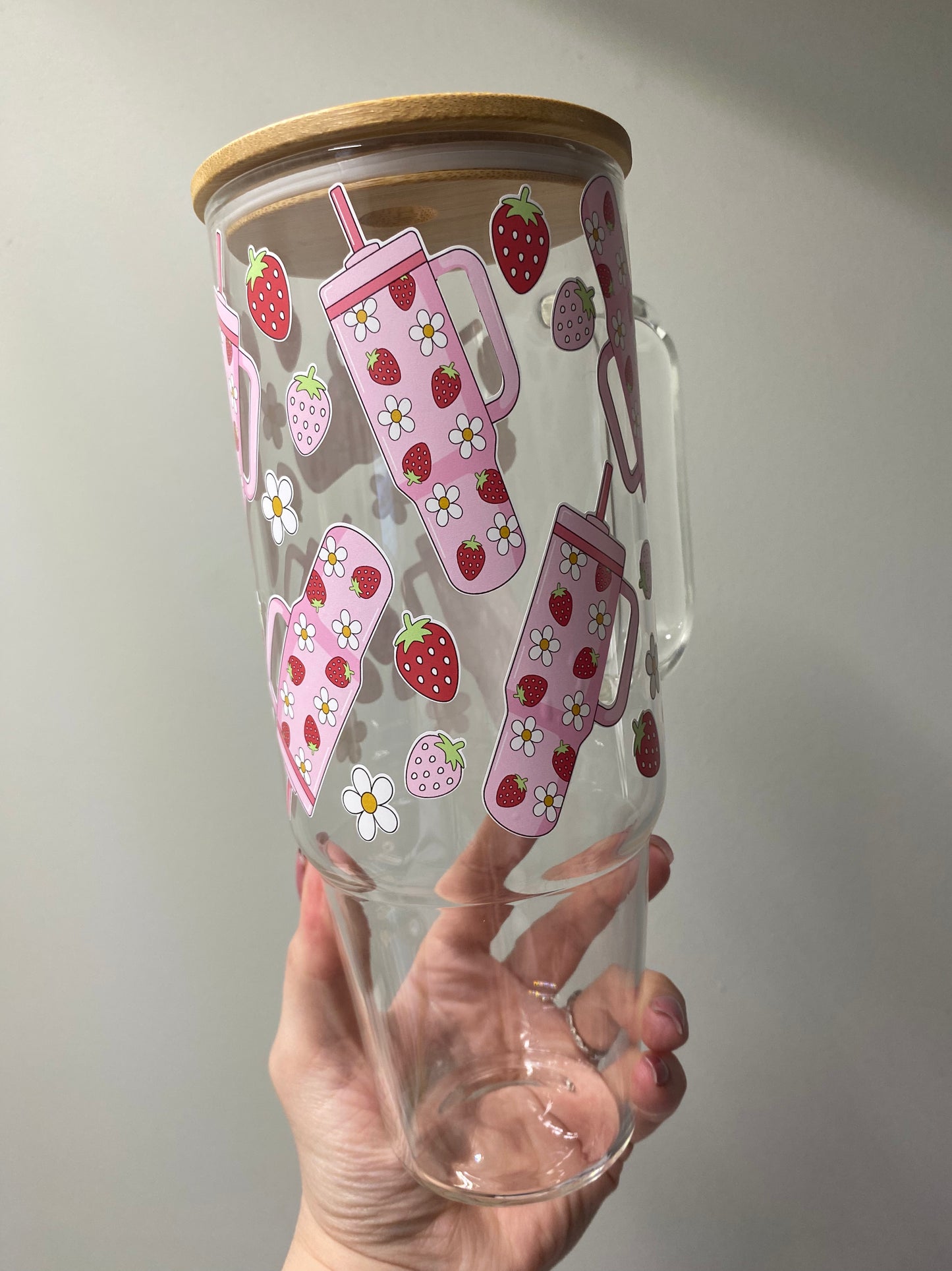 Strawberry tumbler | Finished product